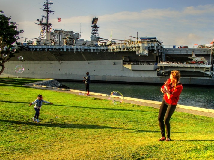 Cas bubbles waterfront_Small tonemapped