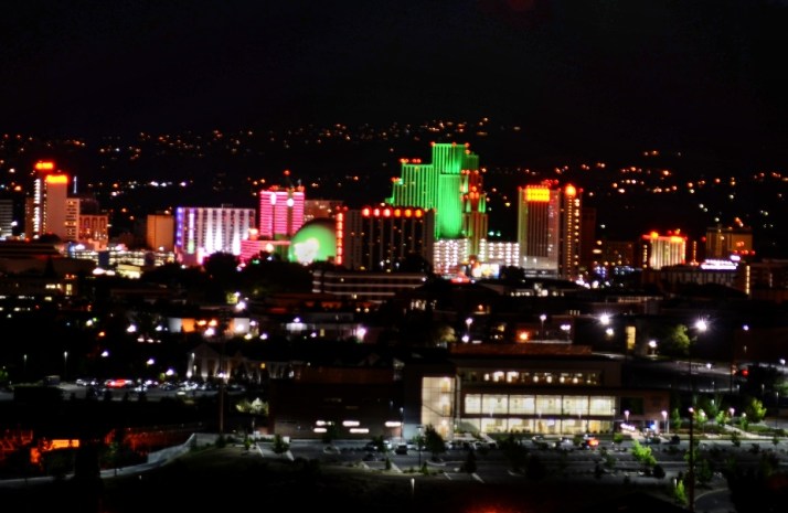 Downtown Night 1 Small_tonemapped