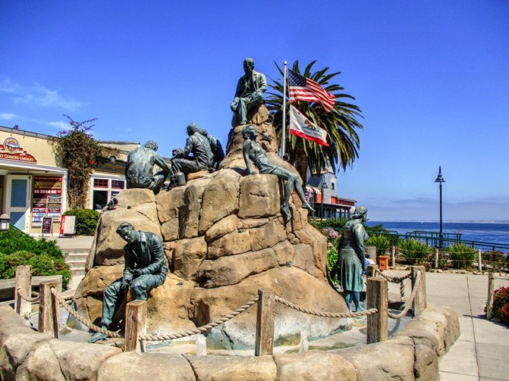 Steinbeck Plaza Small_tonemapped