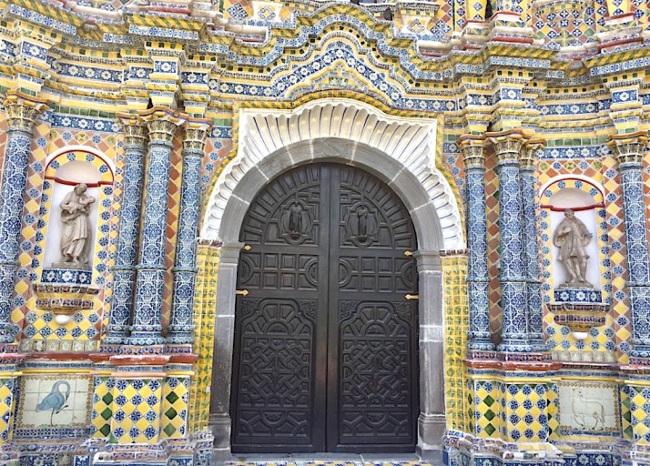 Talavera church doors