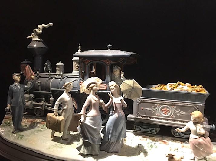 Lladro Locomotive