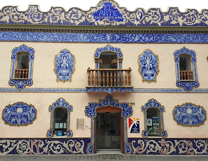 Manises Tourist Office